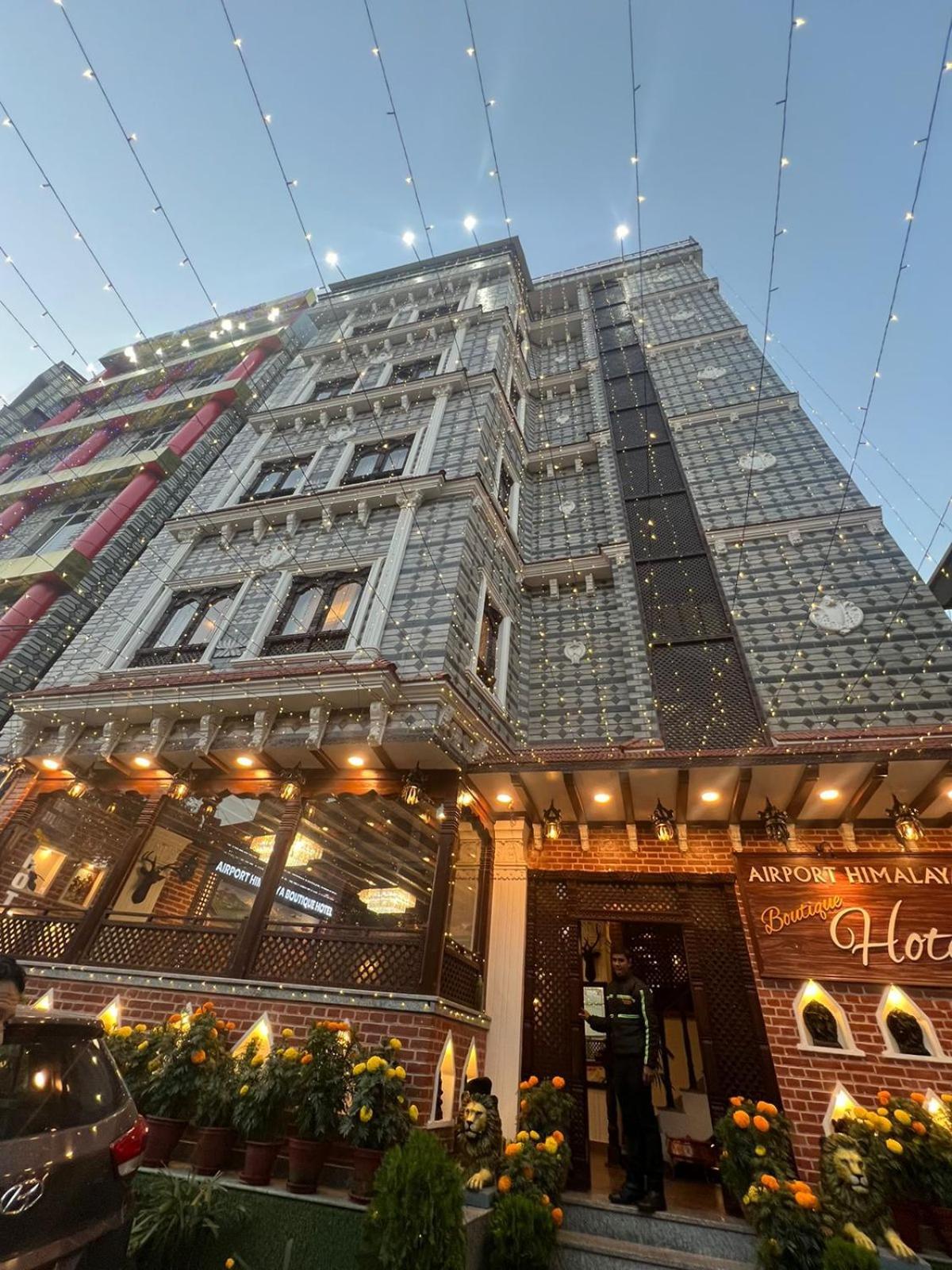 Airport Himalaya Boutique Hotel Katmandú Exterior foto